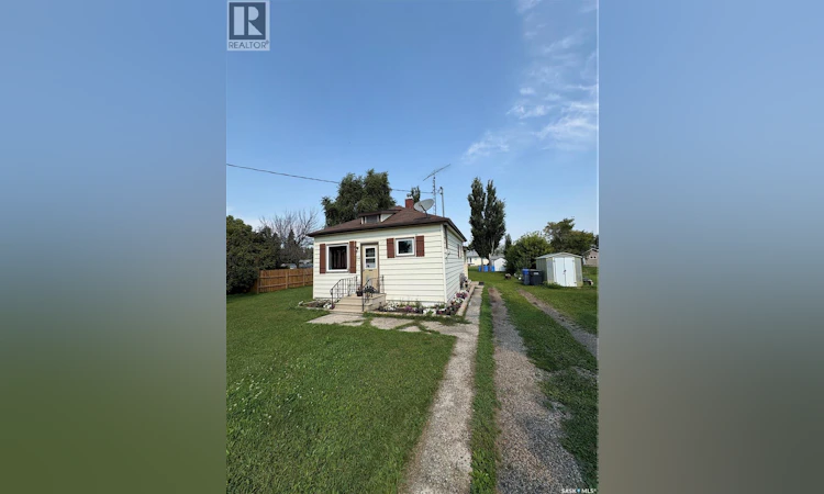 114 Road Avenue