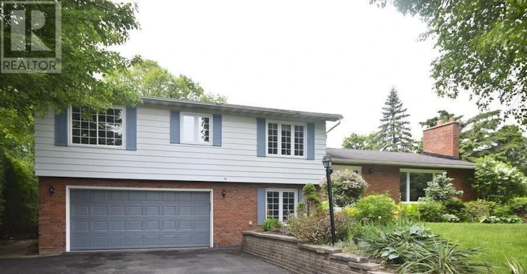 14 Whippoorwill Drive, Ottawa, ON, K1J 7J2