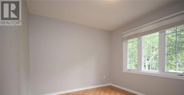 14 Whippoorwill Drive, Ottawa, ON, K1J 7J2 - 13