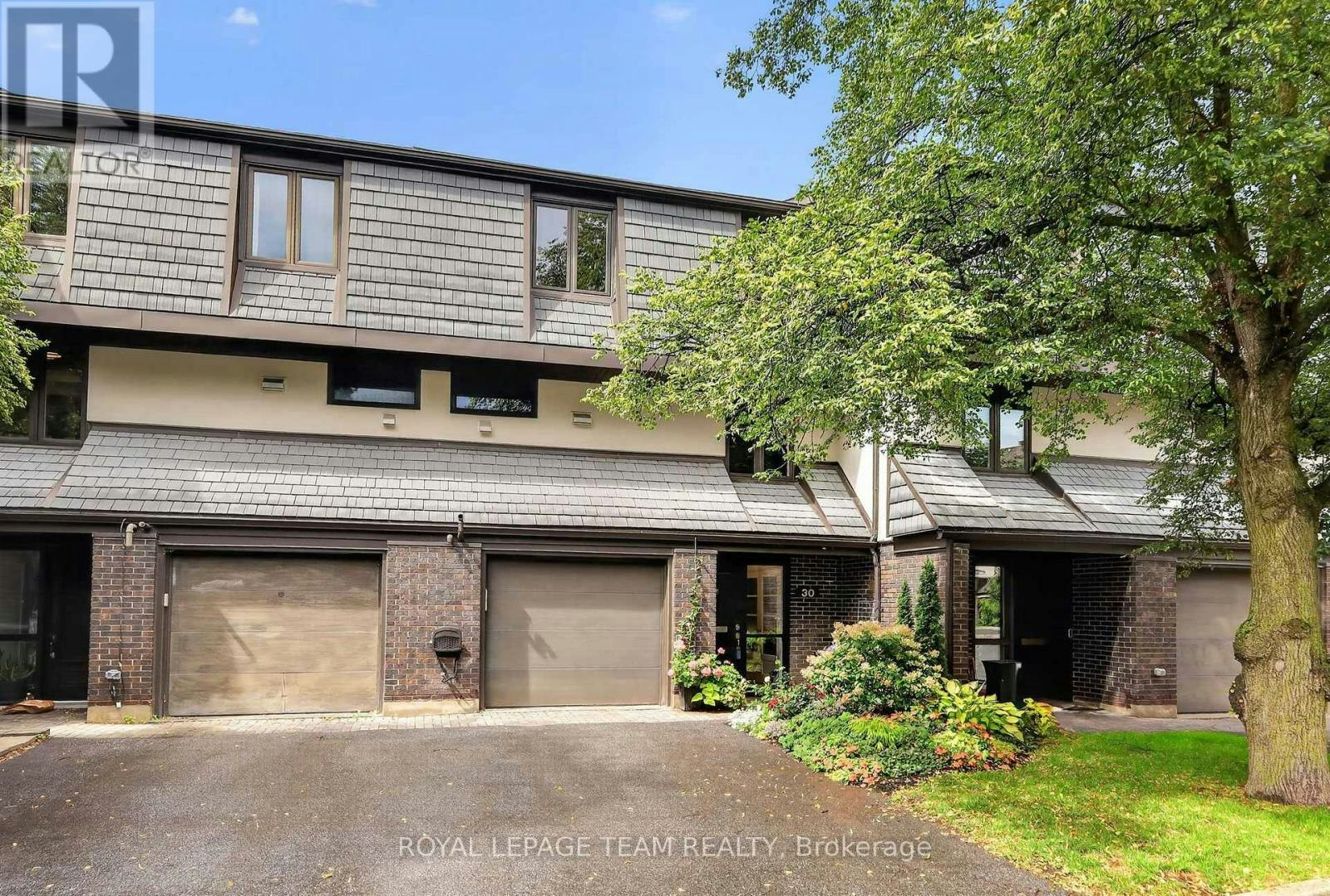 30-655 Richmond Road, Ottawa, ON, K2A 3Y3