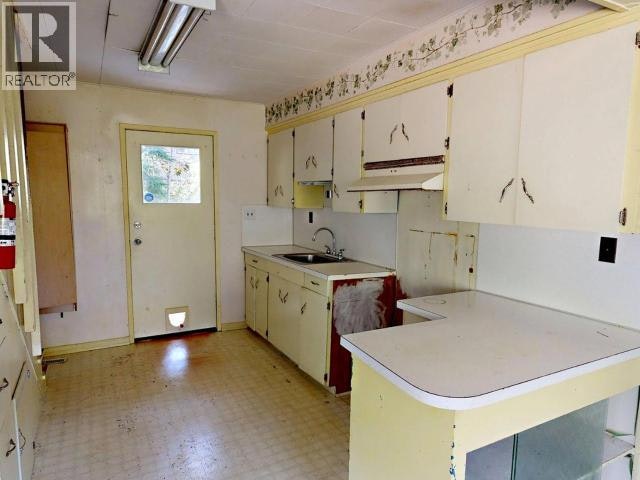 6866 Cranberry Street, Powell River, BC, V8A 3Z5 - 8