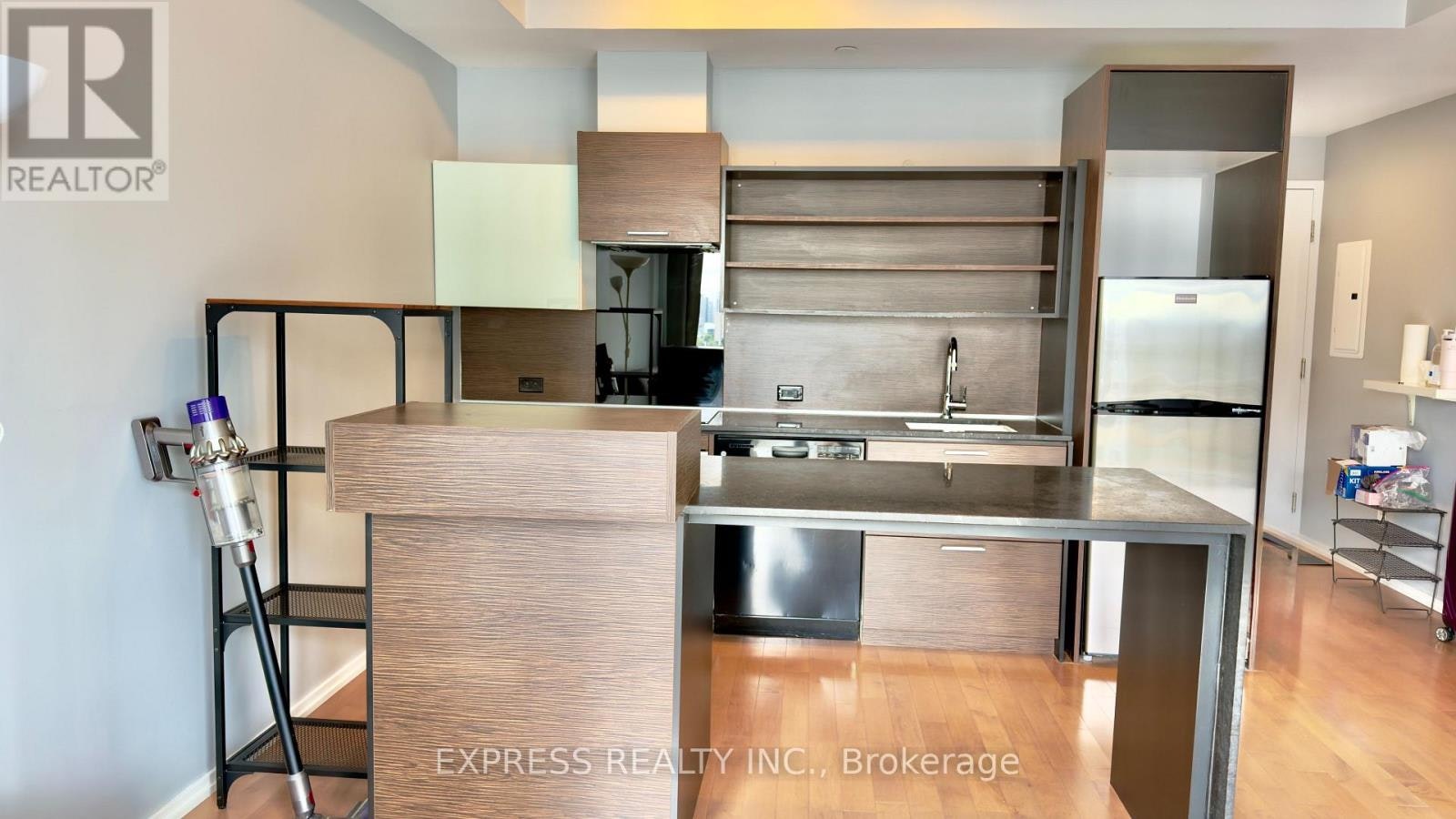 2006-75 St. Nicholas Street, Toronto, ON, M4Y 0A5 - 3