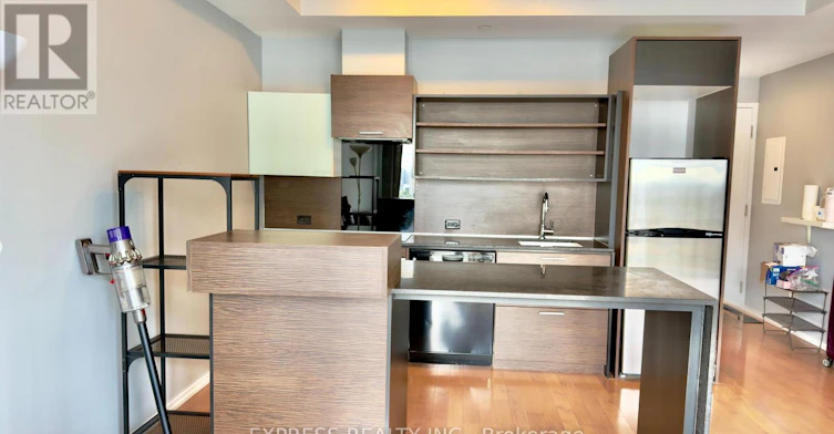 2006-75 St. Nicholas Street, Toronto, ON, M4Y 0A5 - 3