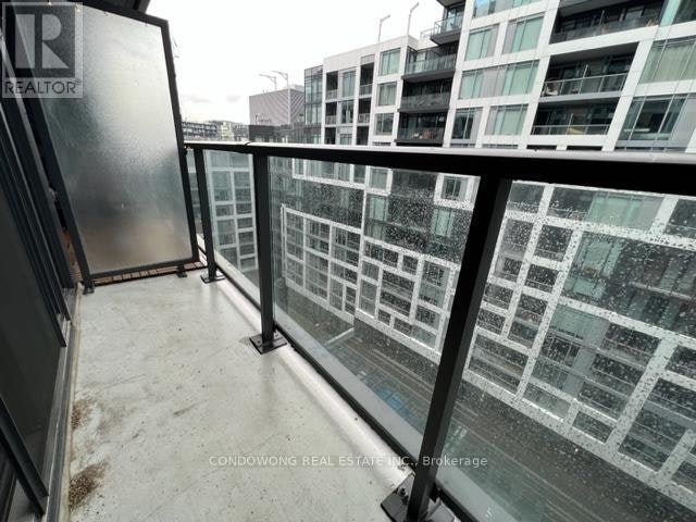 1014W-27 Bathurst Street, Toronto, ON, M5V 0R1 - 7