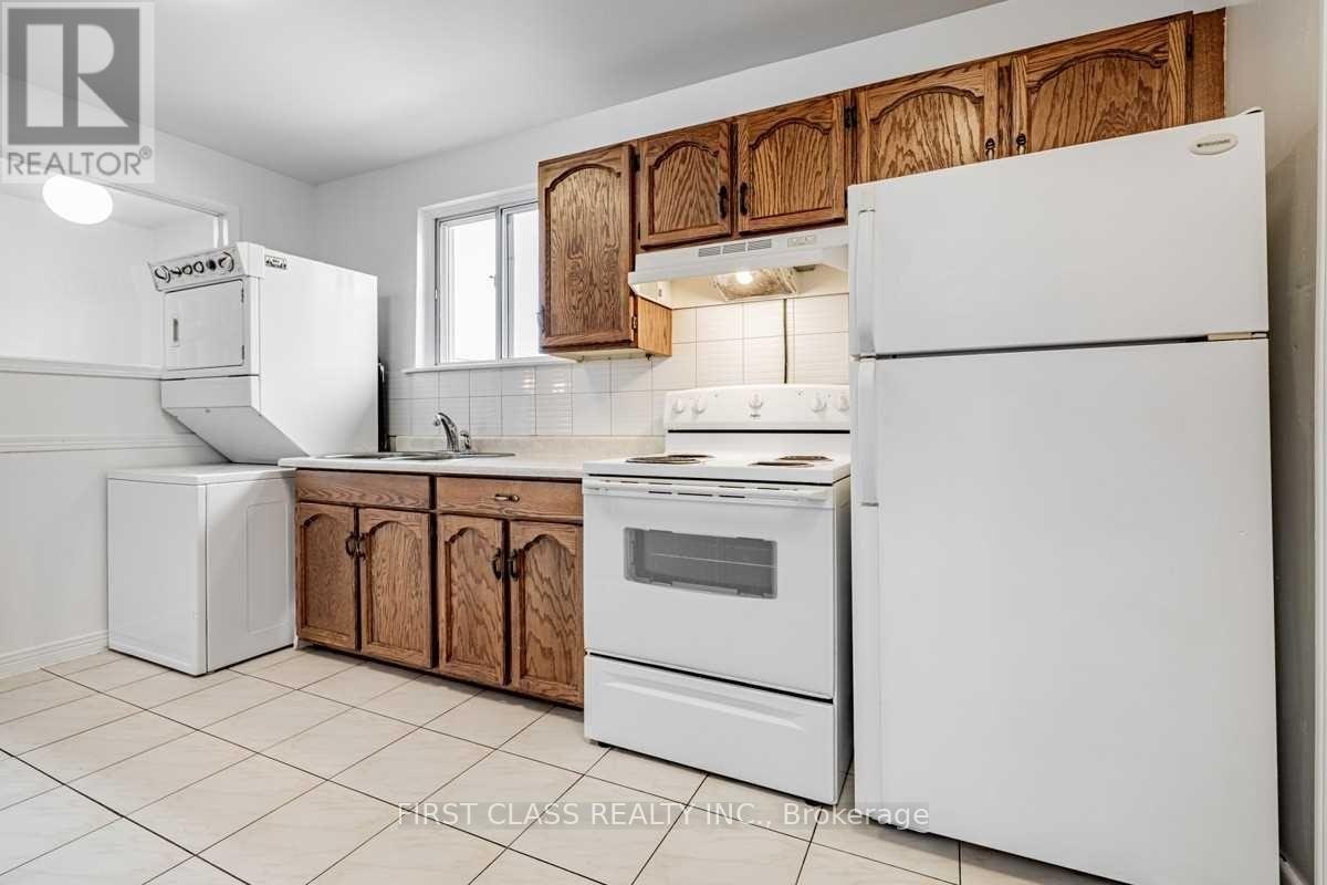 MAIN FL-260 Taylor Mills Drive N, Richmond Hill, ON, L4C 2T7 - 5