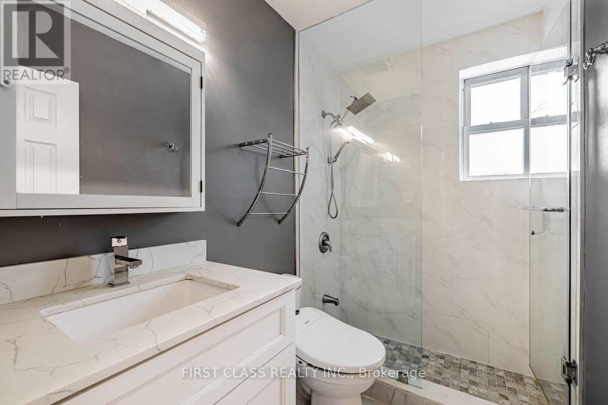 MAIN FL-260 Taylor Mills Drive N, Richmond Hill, ON, L4C 2T7 - 13