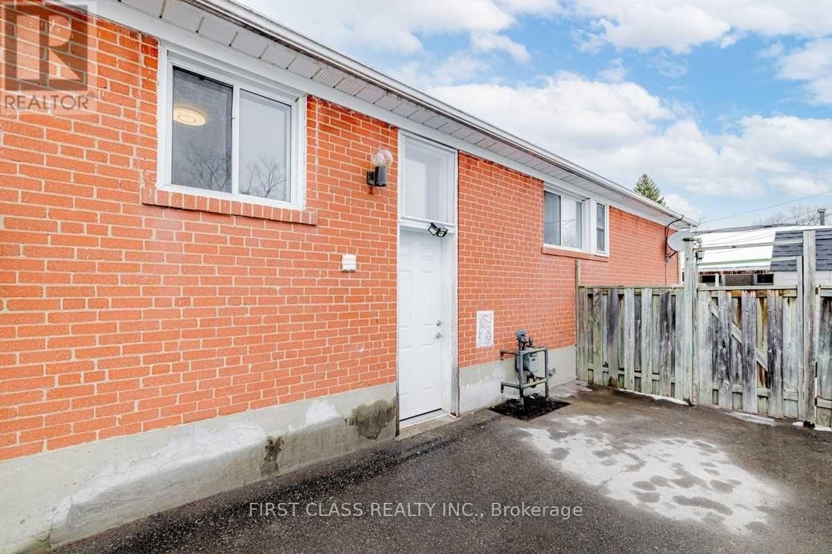 MAIN FL-260 Taylor Mills Drive N, Richmond Hill, ON, L4C 2T7 - 2