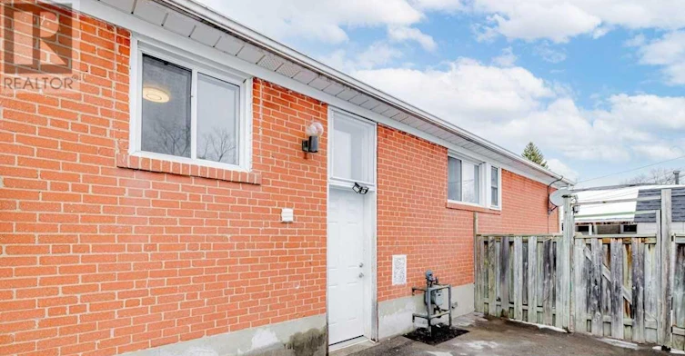 MAIN FL-260 Taylor Mills Drive N, Richmond Hill, ON, L4C 2T7 - 2