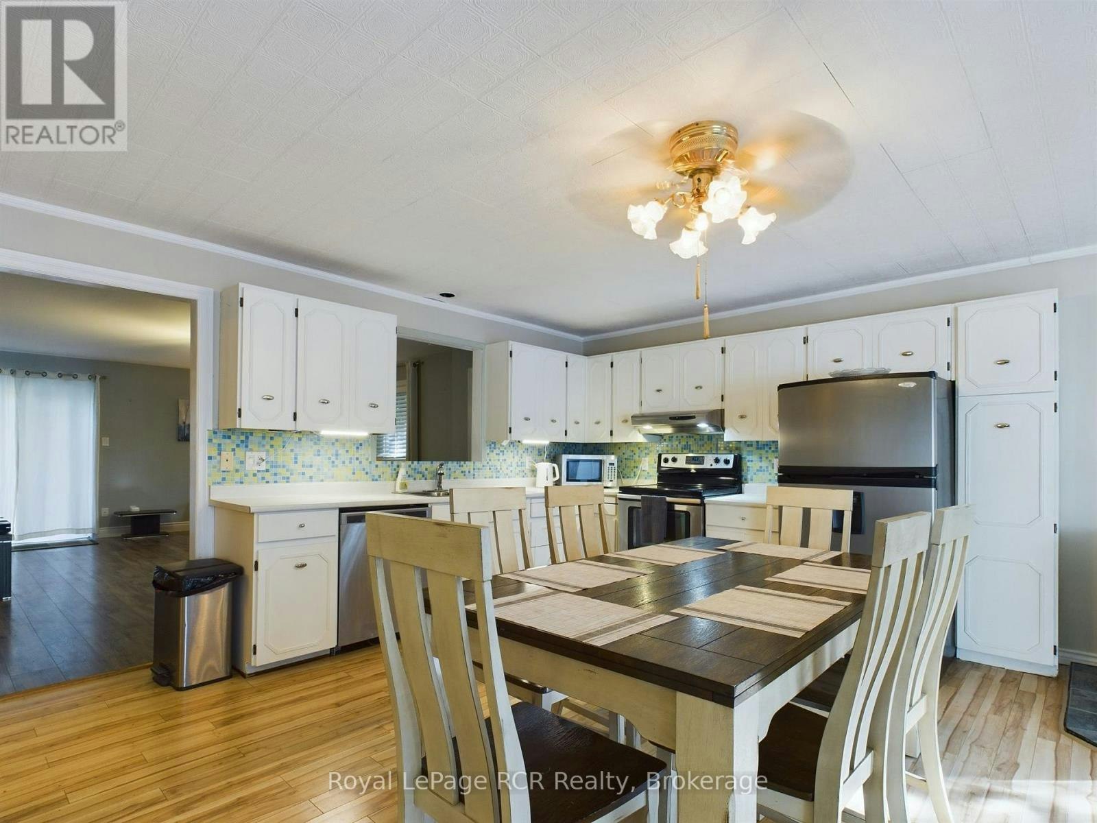26 Robert Drive, Saugeen Shores, ON, N0H 2C5 - 8