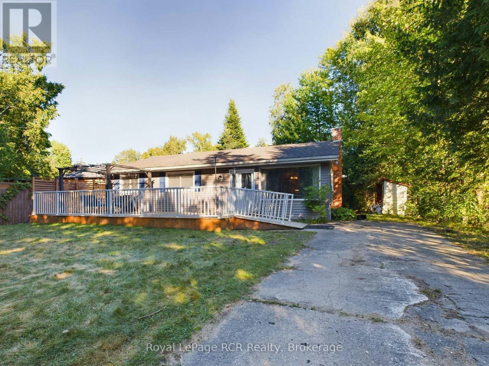26 Robert Drive, Saugeen Shores, ON, N0H 2C5 - 2