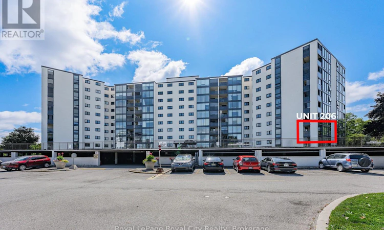 206-19 Woodlawn Road E