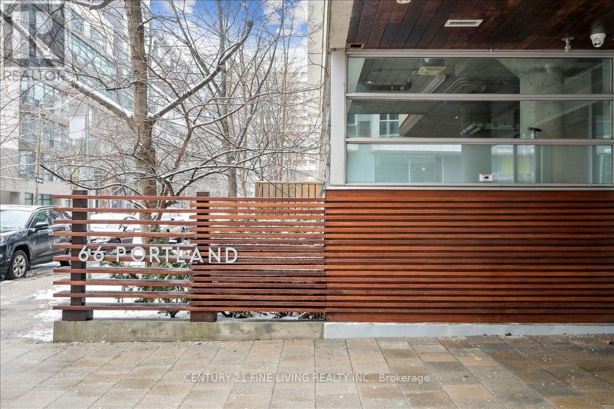 211-66 Portland Street, Toronto, ON, M5V 2M6
