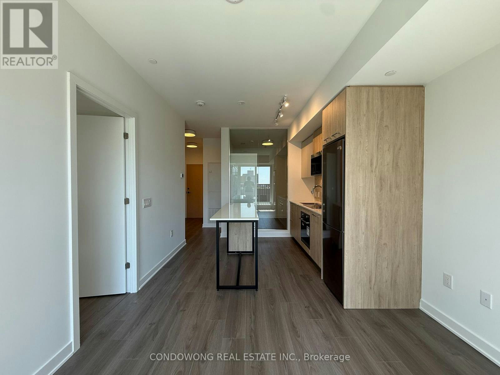 714-30 Dreamers Way, Toronto, ON, M5A 0Y7 - 4