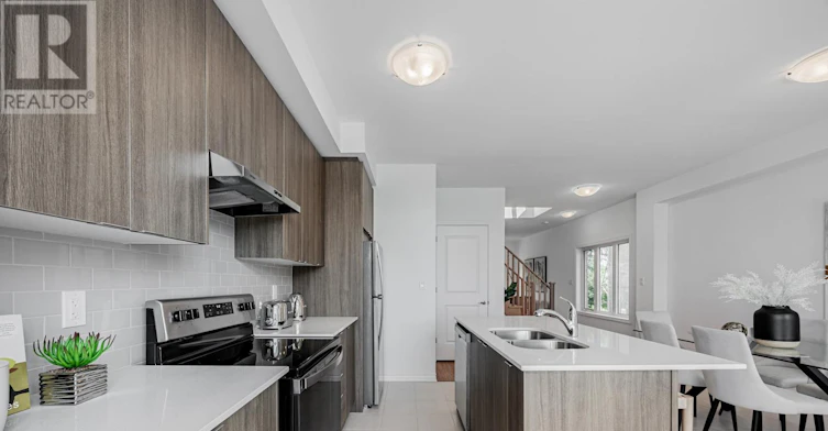 111 Pidgeon Street, Toronto, ON, M1L 0J3 - 14