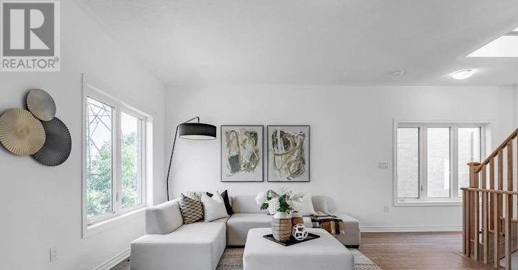 111 Pidgeon Street, Toronto, ON, M1L 0J3 - 9