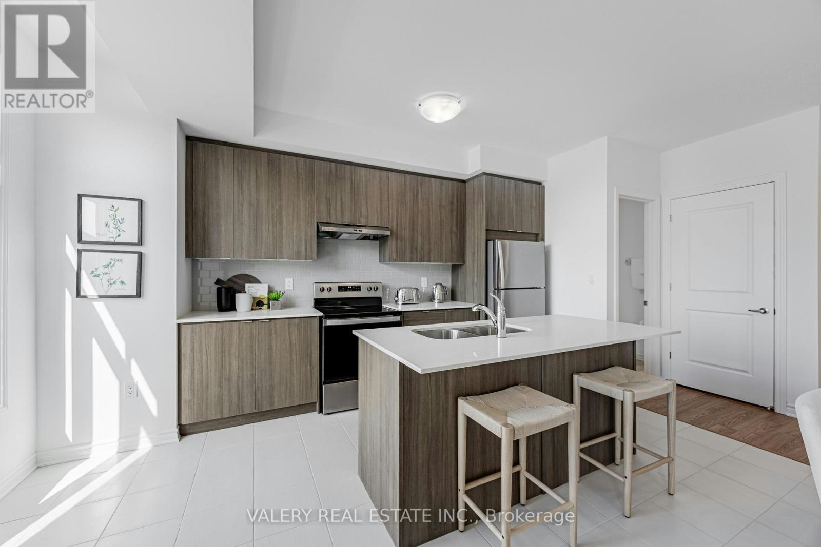111 Pidgeon Street, Toronto, ON, M1L 0J3 - 13