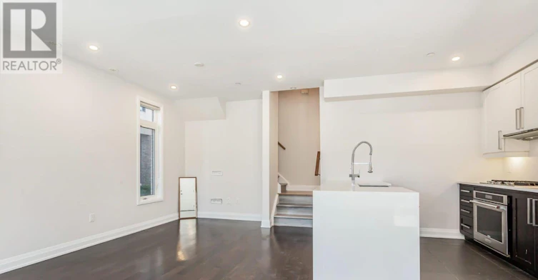 TH1-4020 Parkside Village Drive, Mississauga, ON, L5B 0K2 - 2