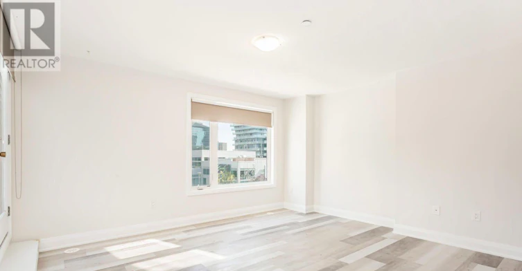 TH1-4020 Parkside Village Drive, Mississauga, ON, L5B 0K2 - 9