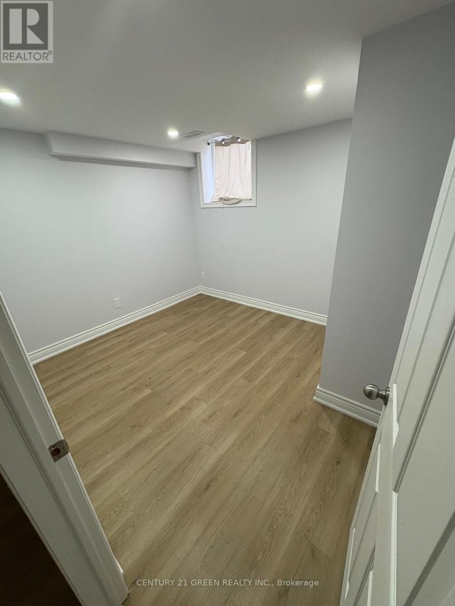 29 Calderstone Road, Brampton, ON, L6P 2L2 - 2