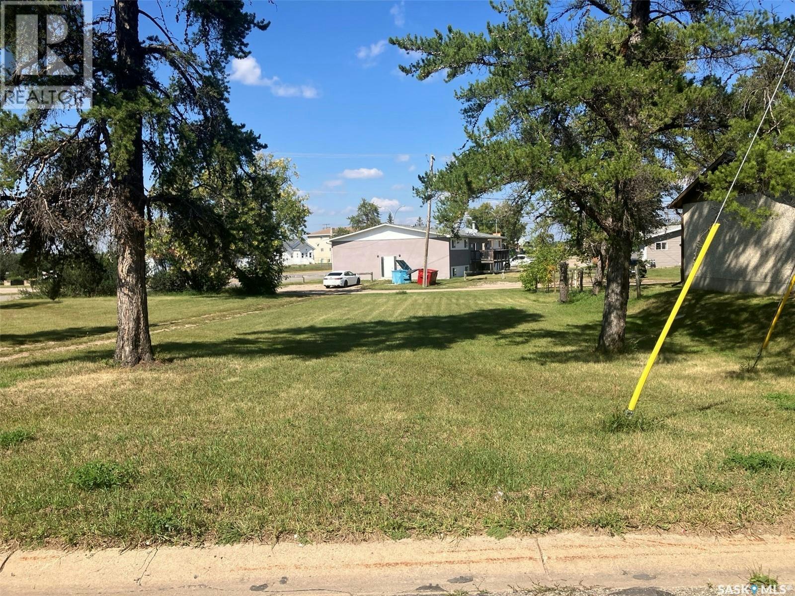 805 7th Avenue W, Nipawin, SK, S0E 1E0