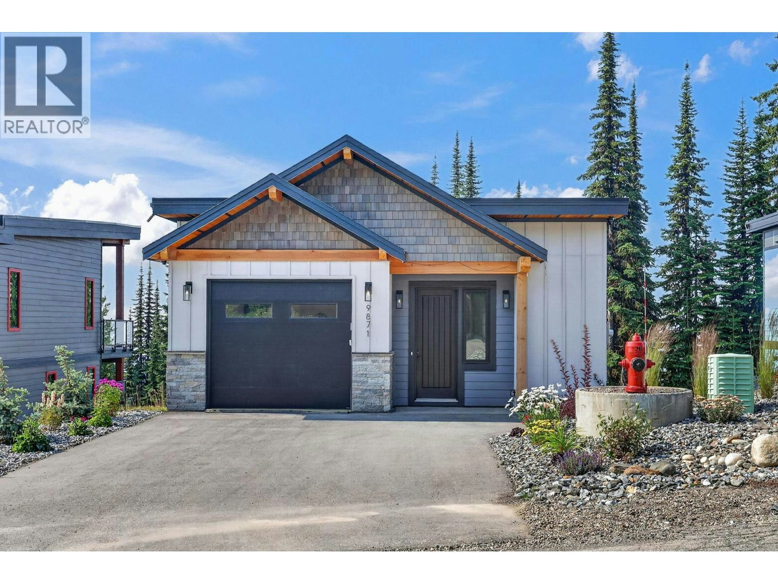 9871 Cathedral Drive, Armstrong, BC, V1B 3M1