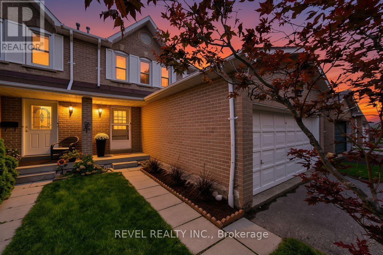 22 Kipling Crescent, Ajax, ON, L1S 5A7