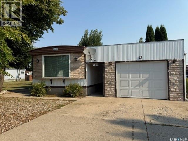 710 5th Avenue W, Melville, SK, S0A 2P0