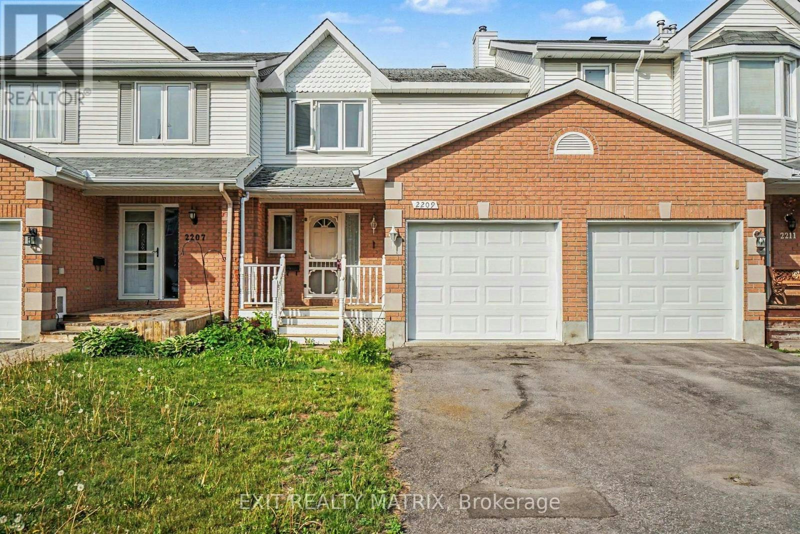 2209 Saturn Crescent, Ottawa, ON, K4A 3T6