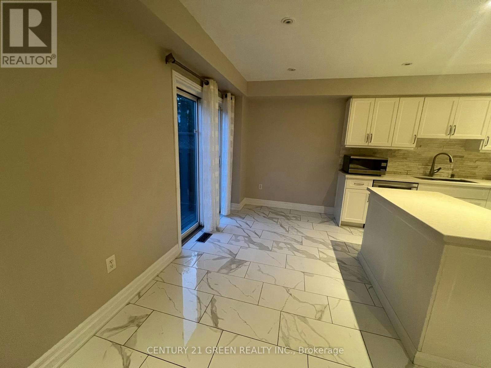 92-4055 Forest Run Avenue, Burlington, ON, L7M 5B8 - 13