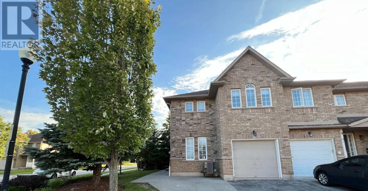 92-4055 Forest Run Avenue, Burlington, ON, L7M 5B8 - 3