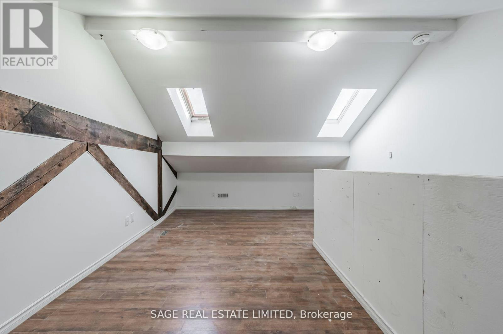 10-14 Cross Street, Hamilton, ON, L9H 2R4 - 20