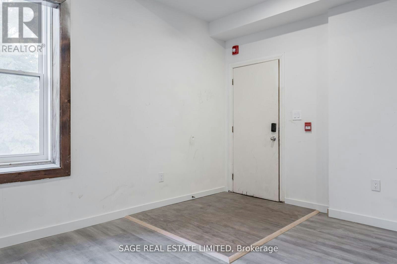 10-14 Cross Street, Hamilton, ON, L9H 2R4 - 26