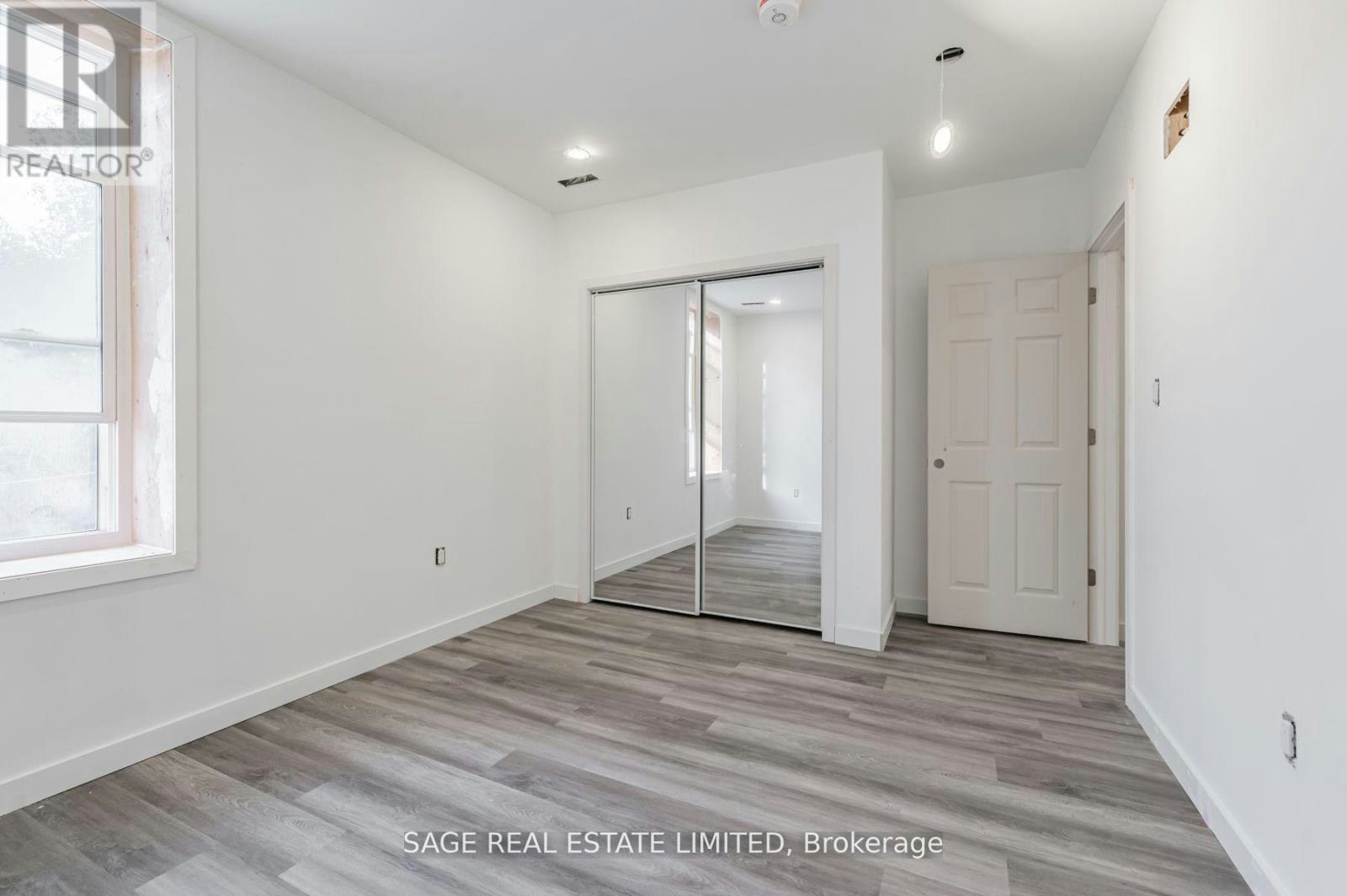 10-14 Cross Street, Hamilton, ON, L9H 2R4 - 13