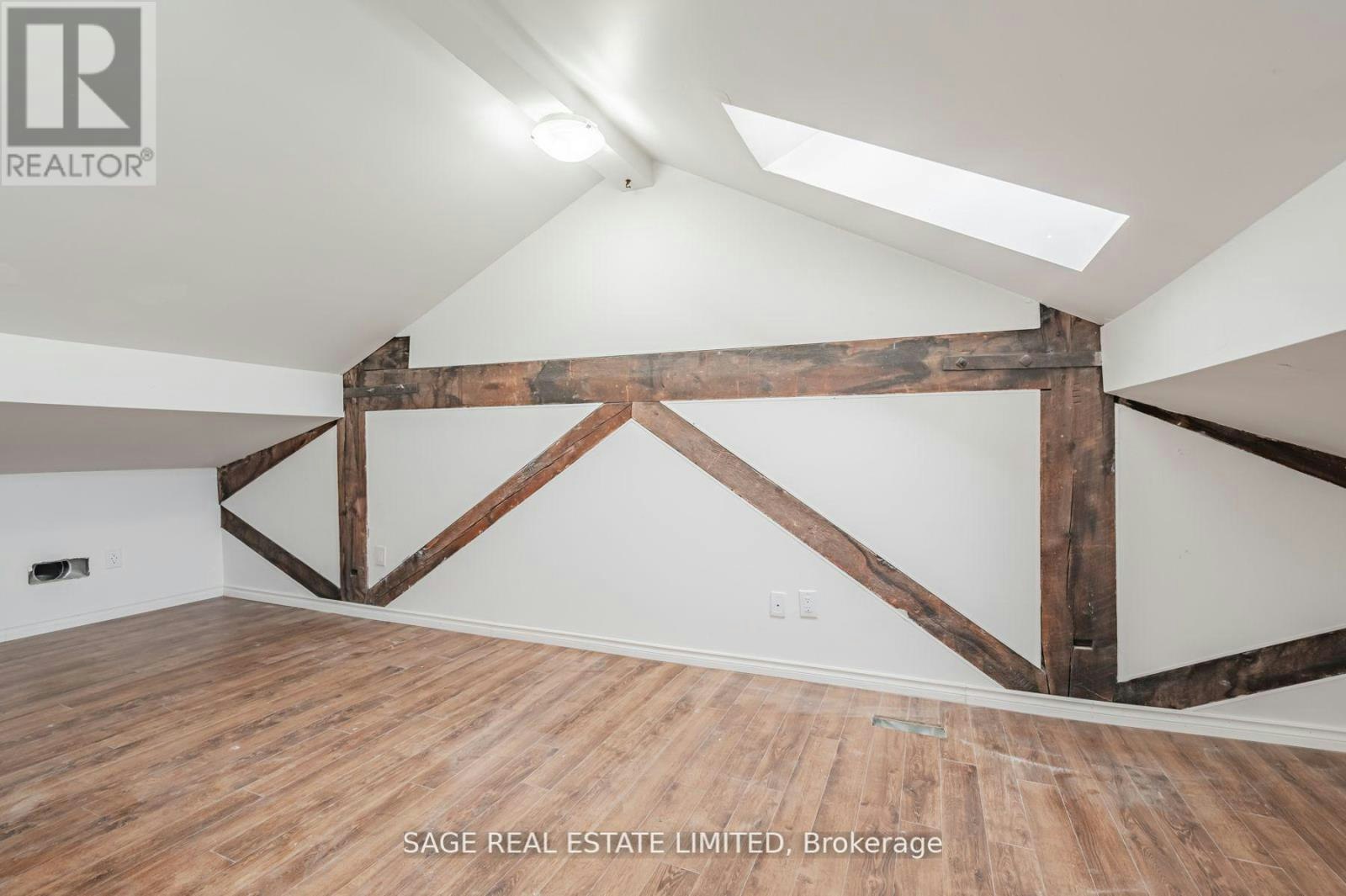 10-14 Cross Street, Hamilton, ON, L9H 2R4 - 15