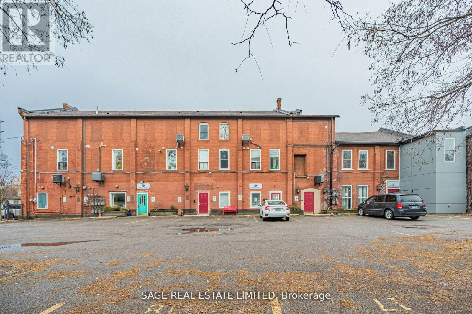 10-14 Cross Street, Hamilton, ON, L9H 2R4 - 21