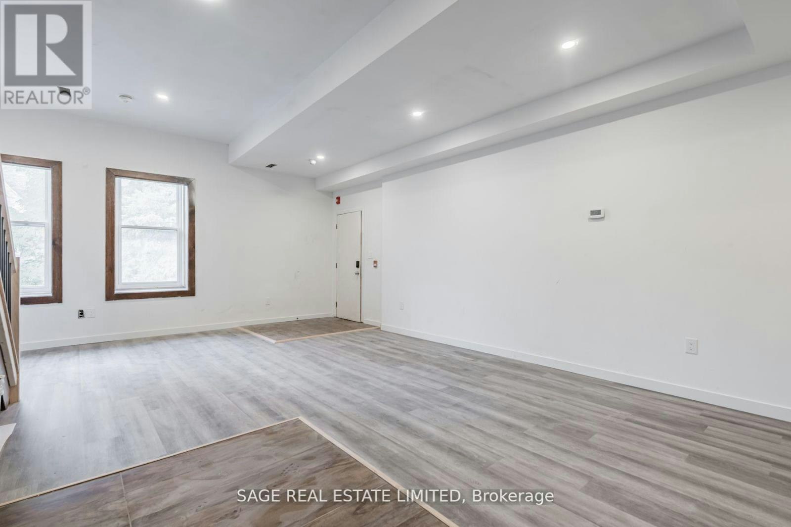 10-14 Cross Street, Hamilton, ON, L9H 2R4 - 5