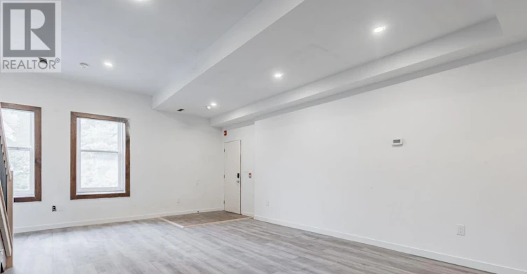 10-14 Cross Street, Hamilton, ON, L9H 2R4 - 5