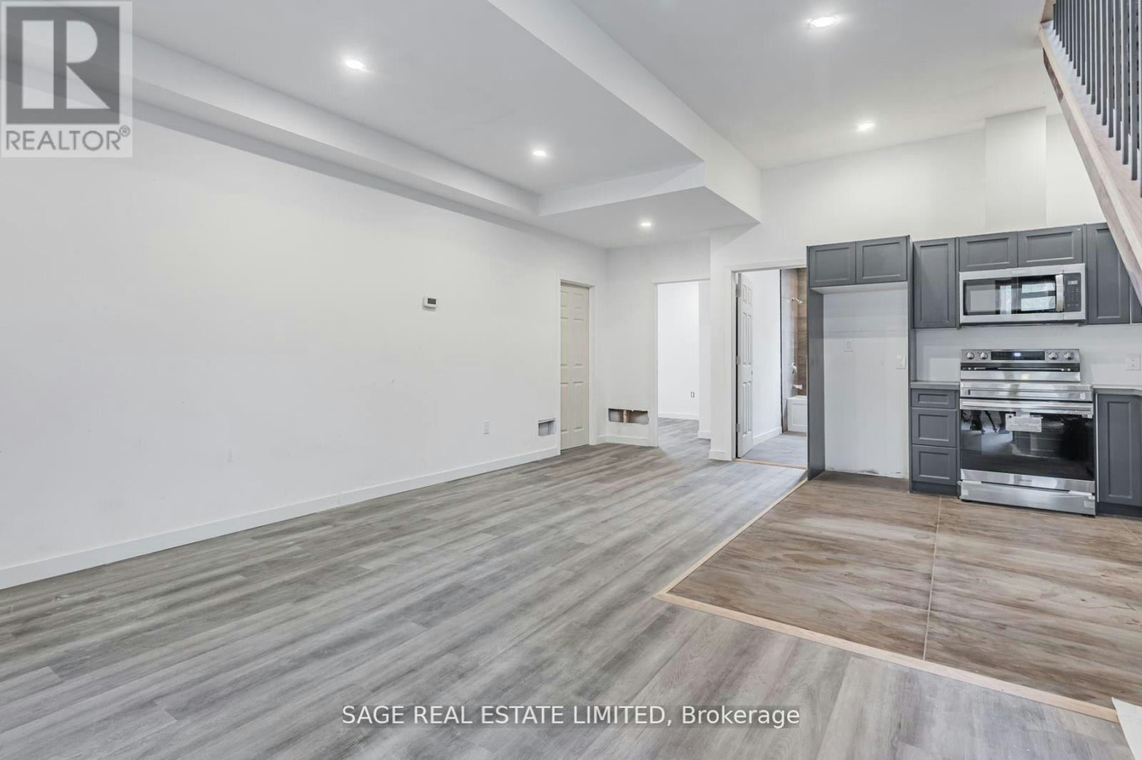 10-14 Cross Street, Hamilton, ON, L9H 2R4 - 8