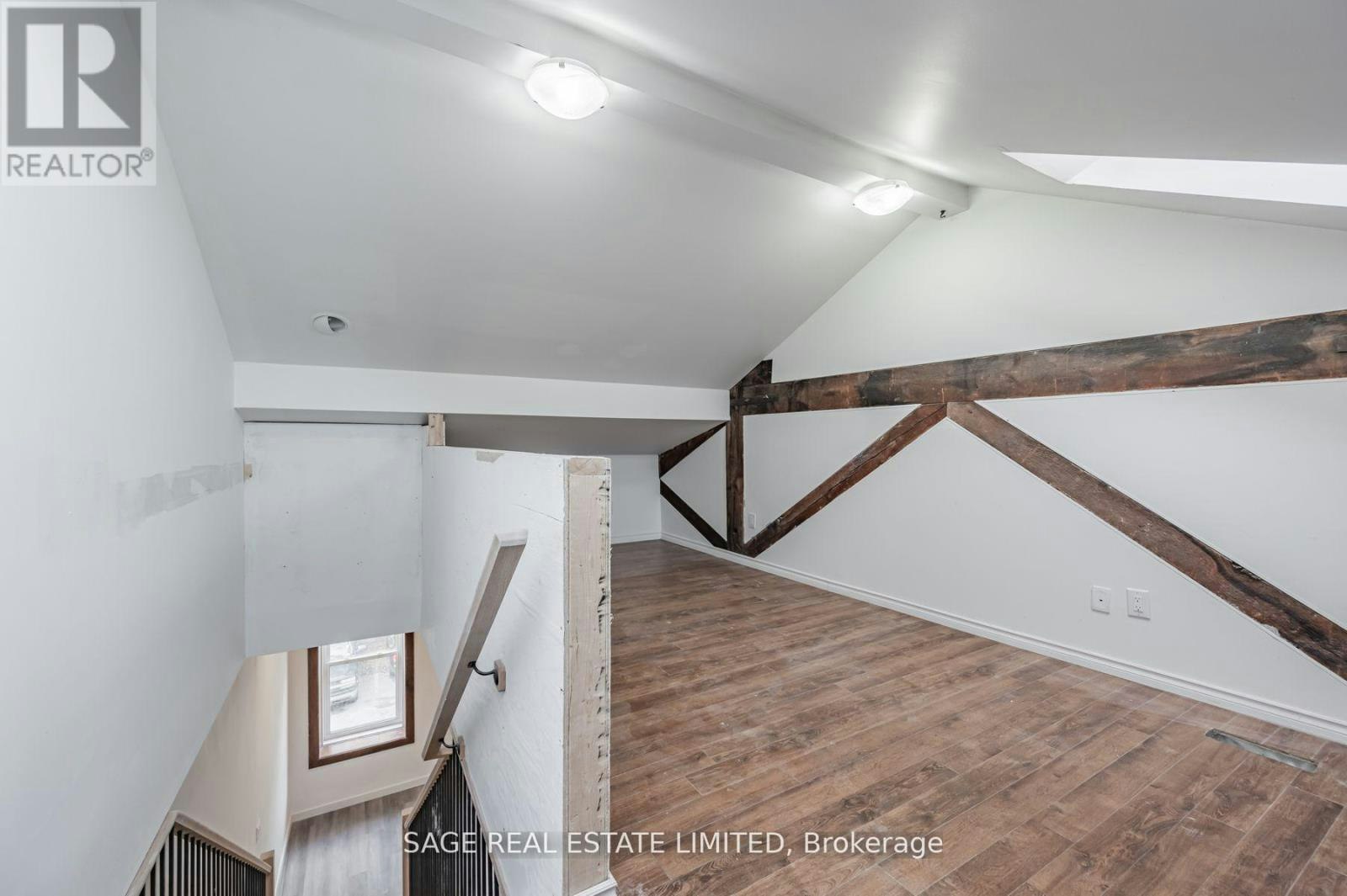 10-14 Cross Street, Hamilton, ON, L9H 2R4 - 18