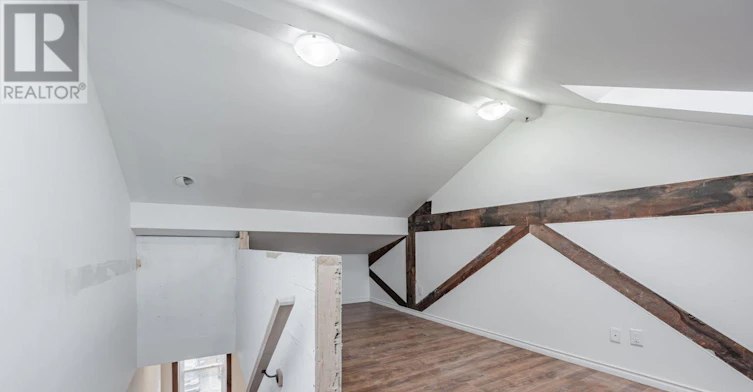 10-14 Cross Street, Hamilton, ON, L9H 2R4 - 18