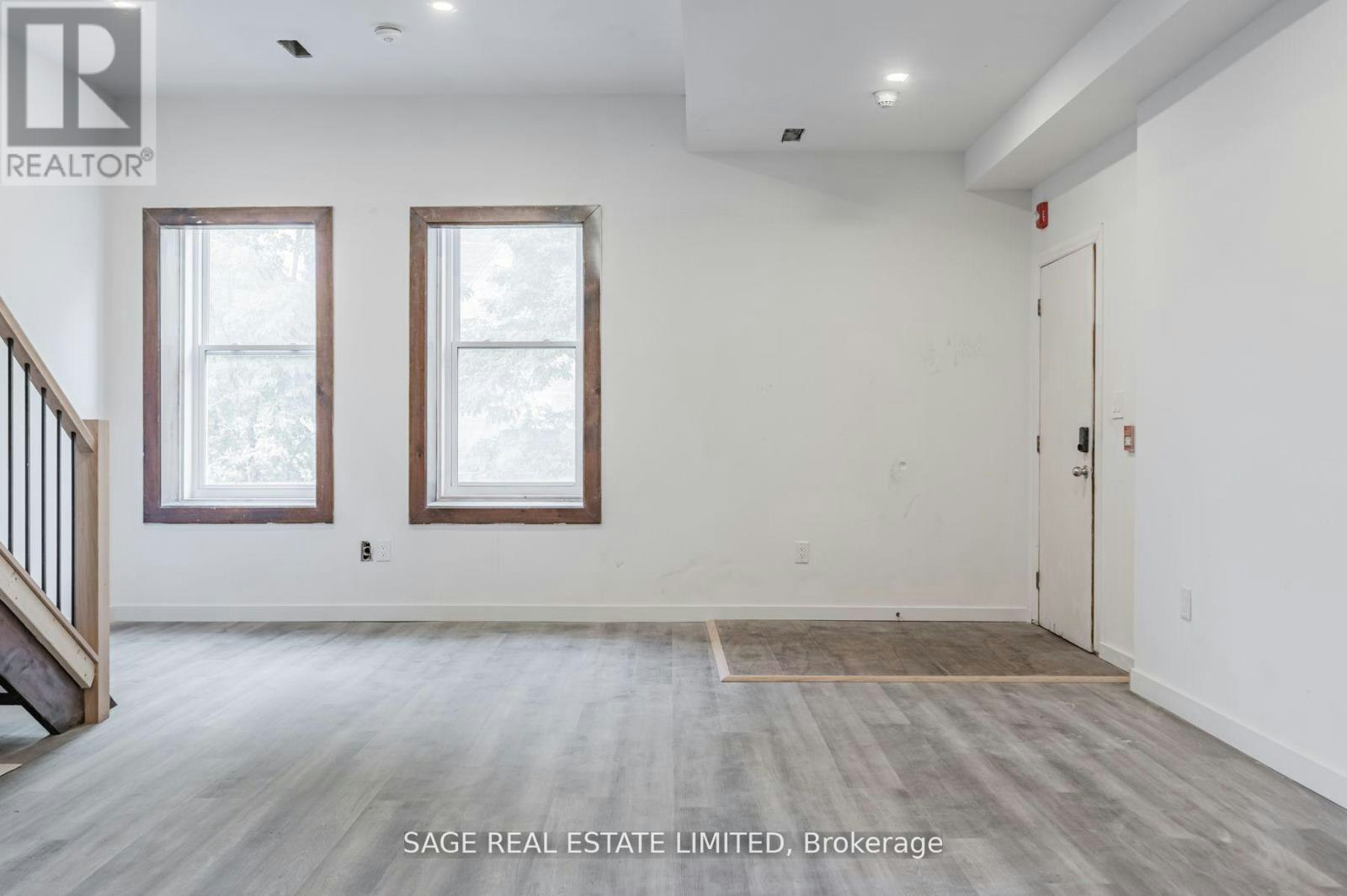 10-14 Cross Street, Hamilton, ON, L9H 2R4 - 7
