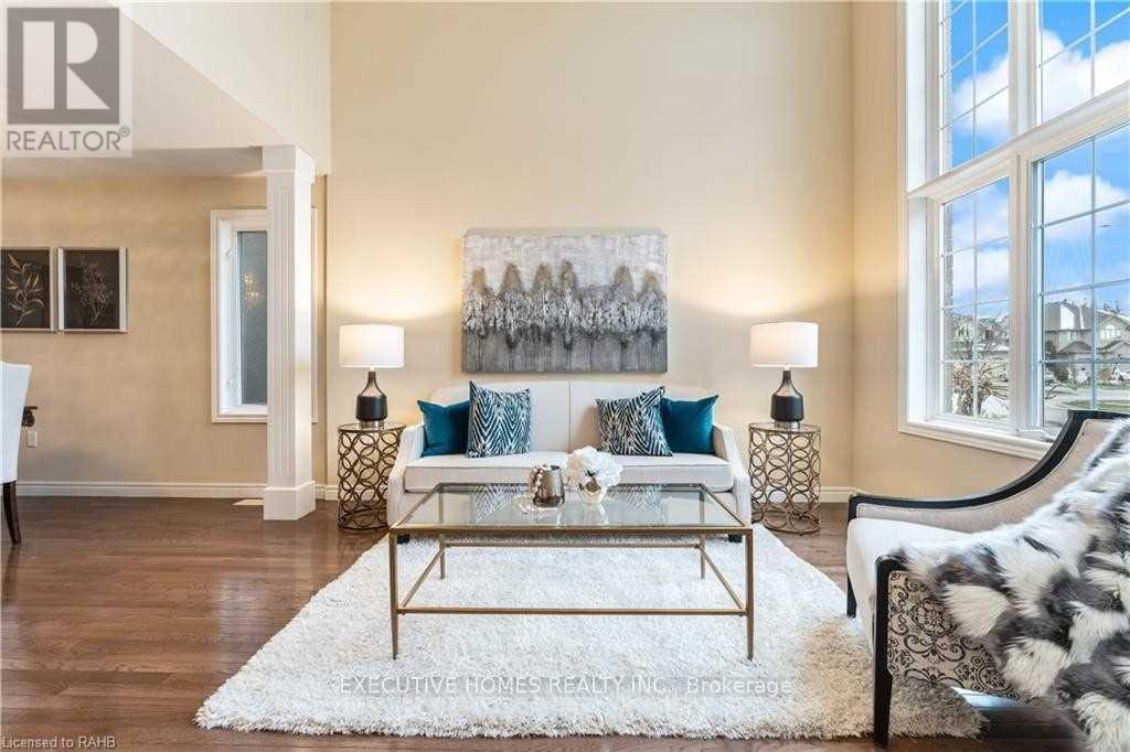 MAIN LEVEL-8 Roelfson Drive, Hamilton, ON, L9K 1P1 - 7