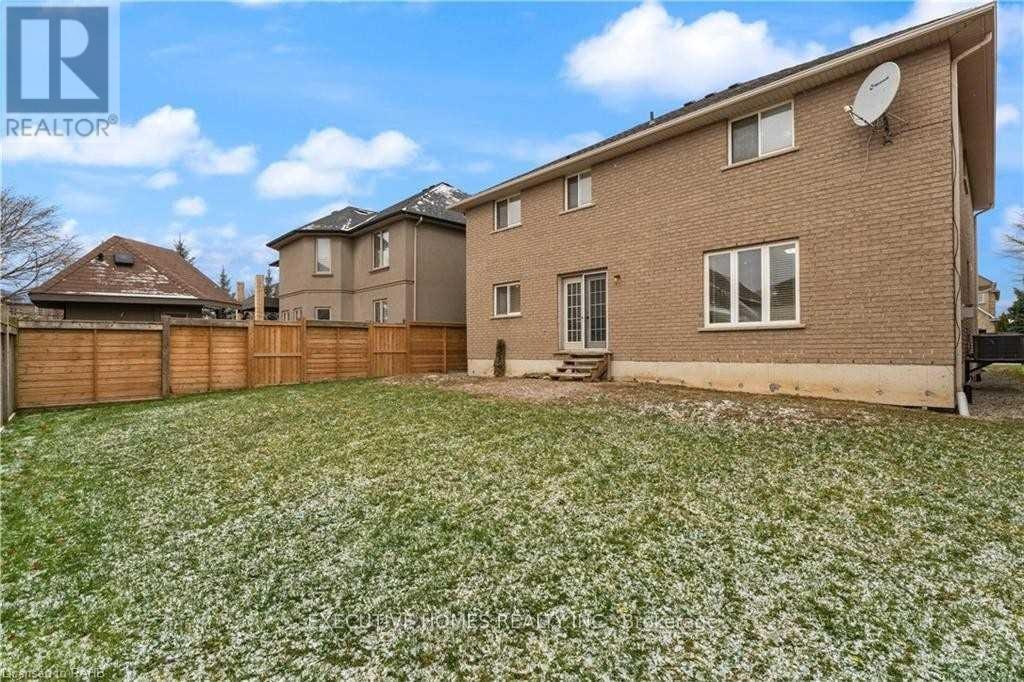 MAIN LEVEL-8 Roelfson Drive, Hamilton, ON, L9K 1P1 - 29