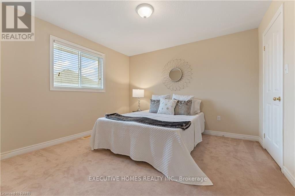 MAIN LEVEL-8 Roelfson Drive, Hamilton, ON, L9K 1P1 - 25