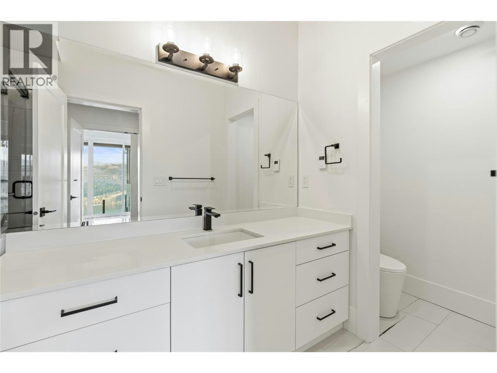 8948 Tavistock Road, Vernon, BC, V1H 2L4 - 48