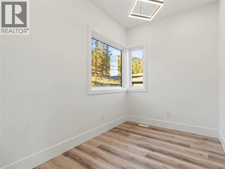 8948 Tavistock Road, Vernon, BC, V1H 2L4 - 6