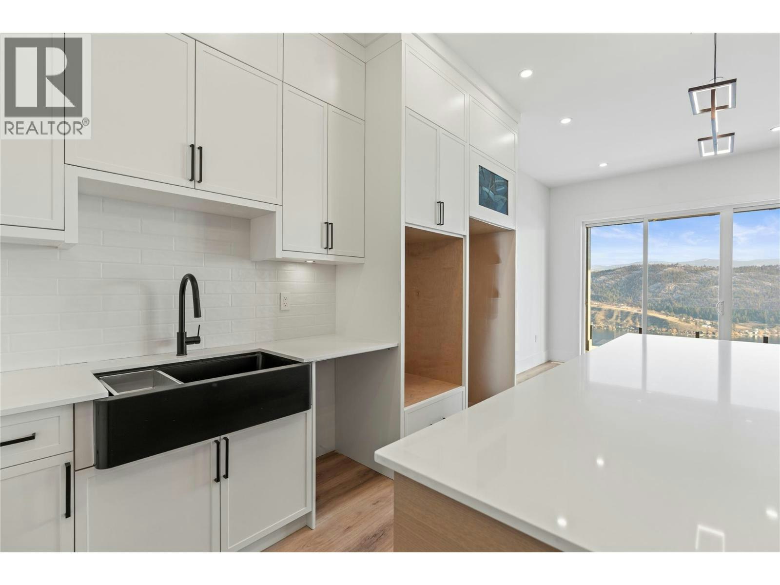 8948 Tavistock Road, Vernon, BC, V1H 2L4 - 14