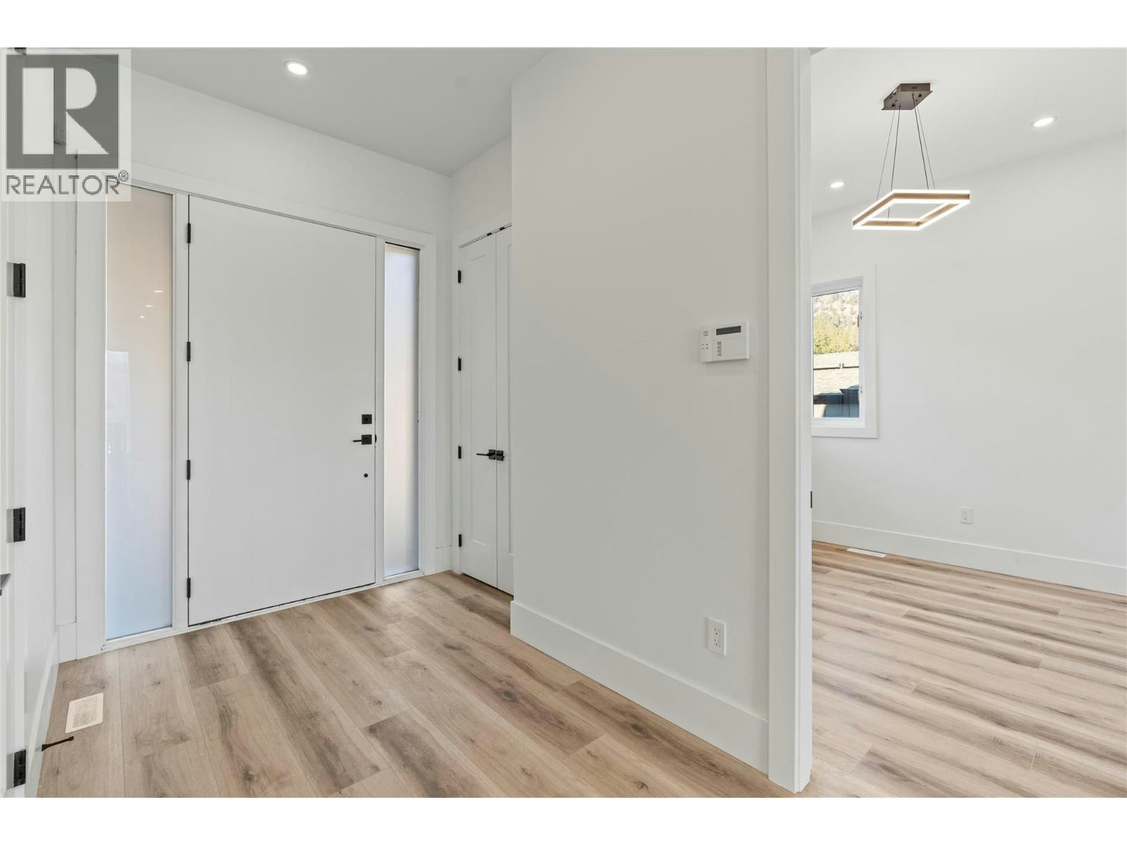 8948 Tavistock Road - 4