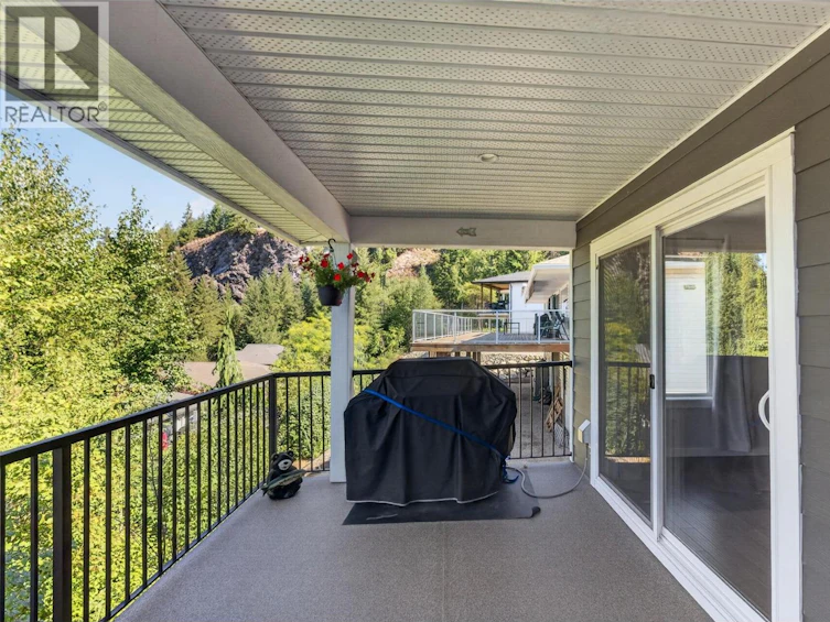 38-2592 Alpen Paradies Road, Blind Bay, BC, V0E 1H1 - 41