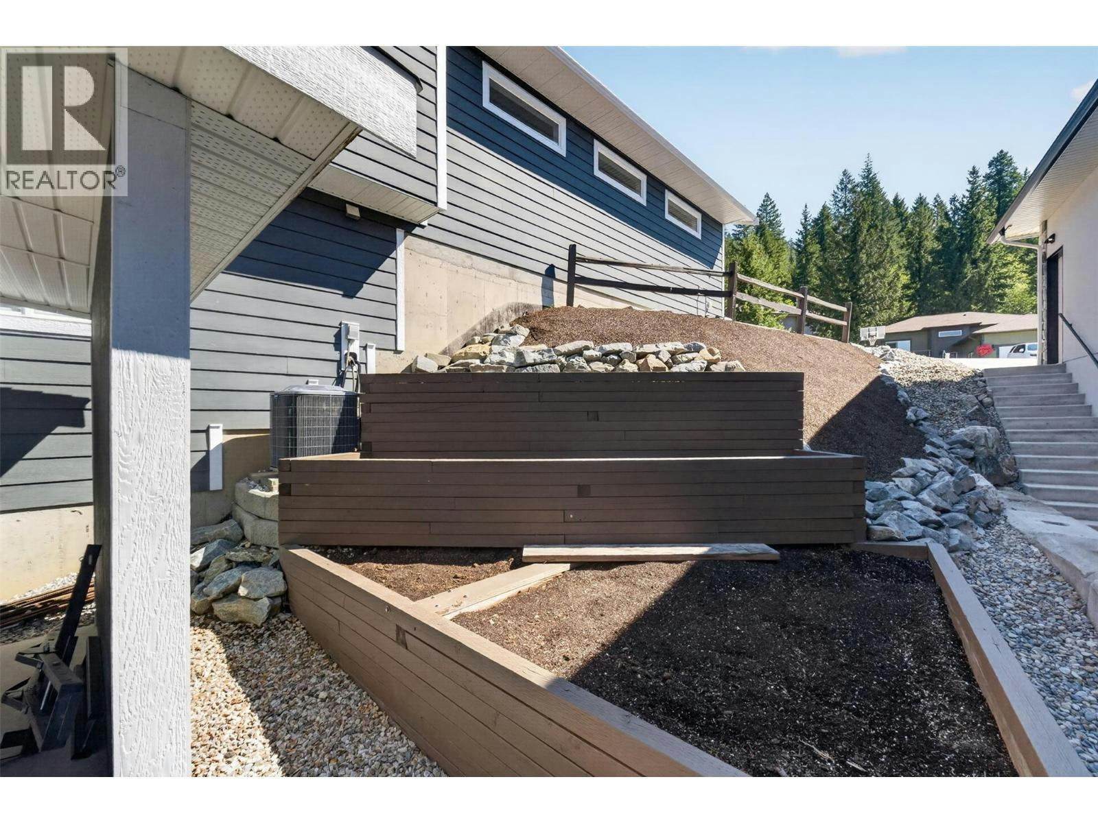 38-2592 Alpen Paradies Road, Blind Bay, BC, V0E 1H1 - 82